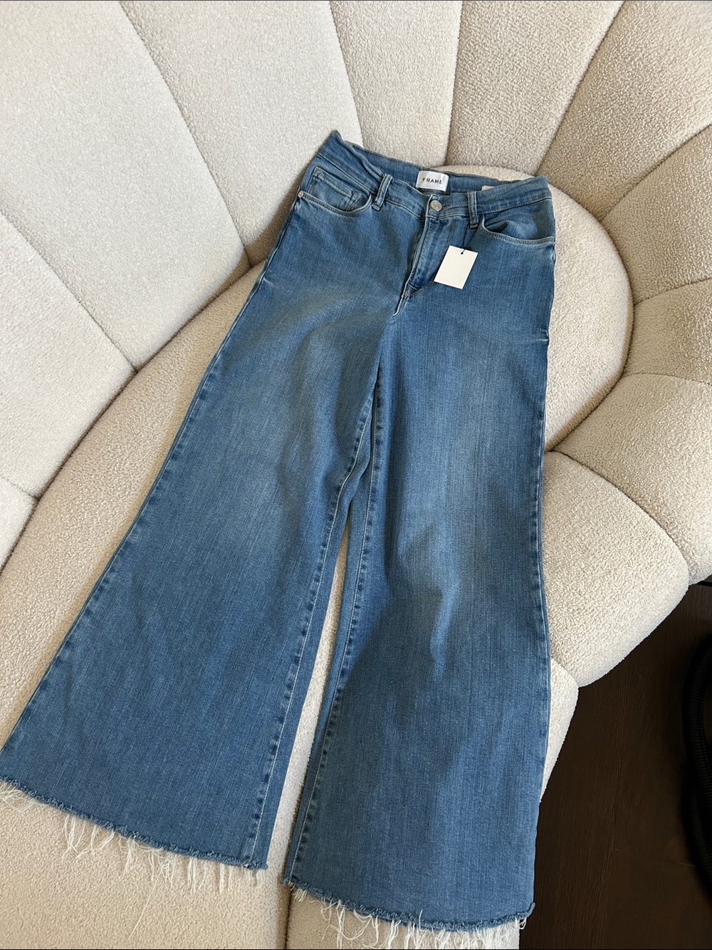 Frame Denim Wide-Leg High-Rise Jeans in Medium Blue
